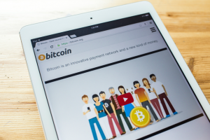 плащания с bitcoin